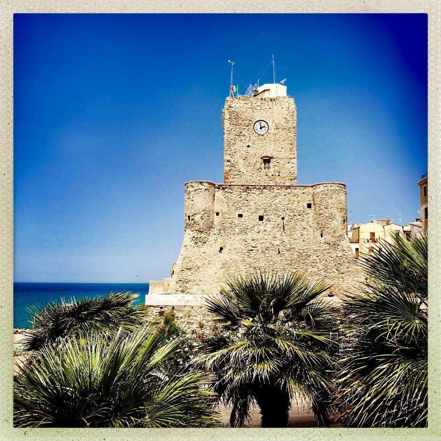 Villa Termoli, Nel Cuore Del Centro Storico Exterior foto